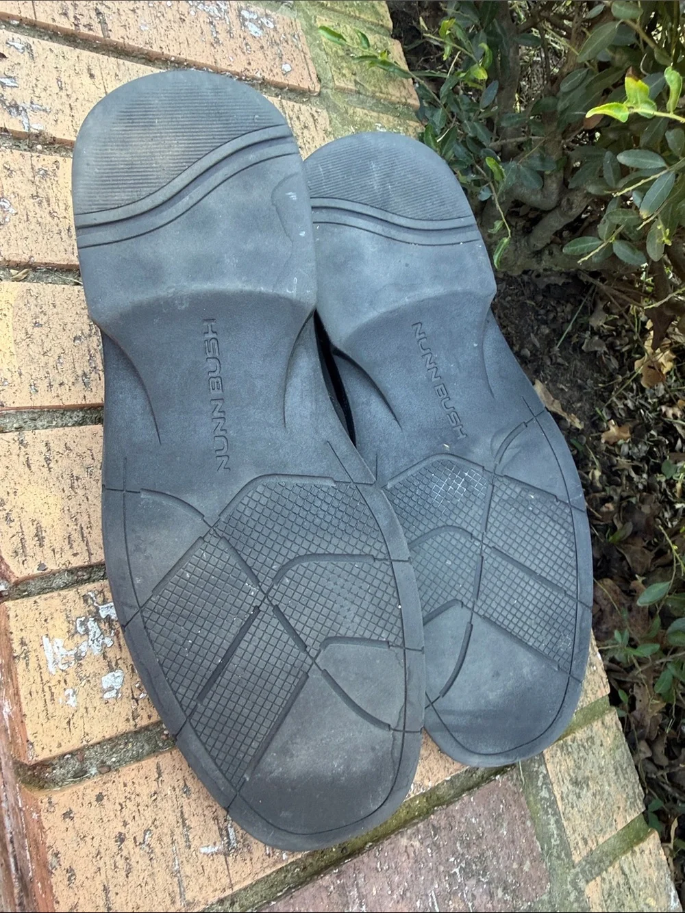 Men's Size 12M Black Slip-On Leather Dress Shoes Nunn Bush Comfort Gel